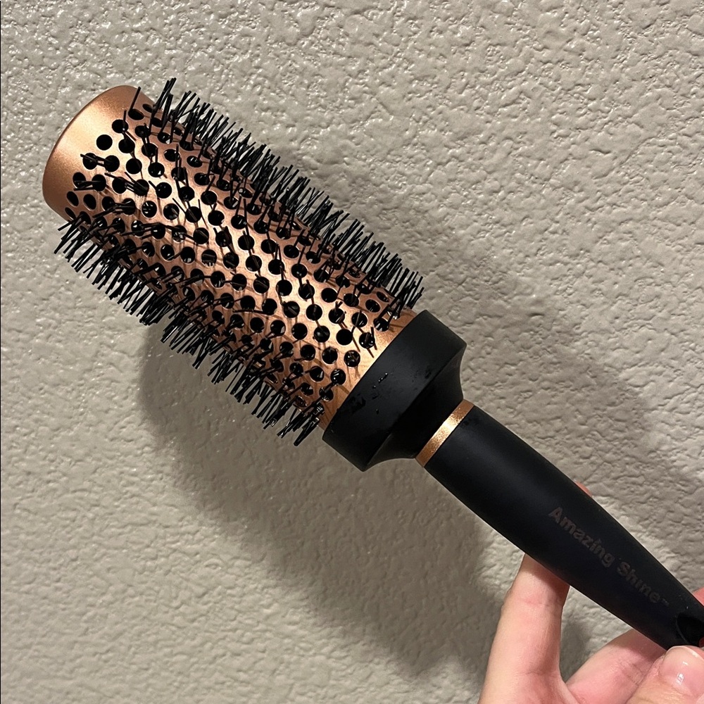 Round Hair Brush